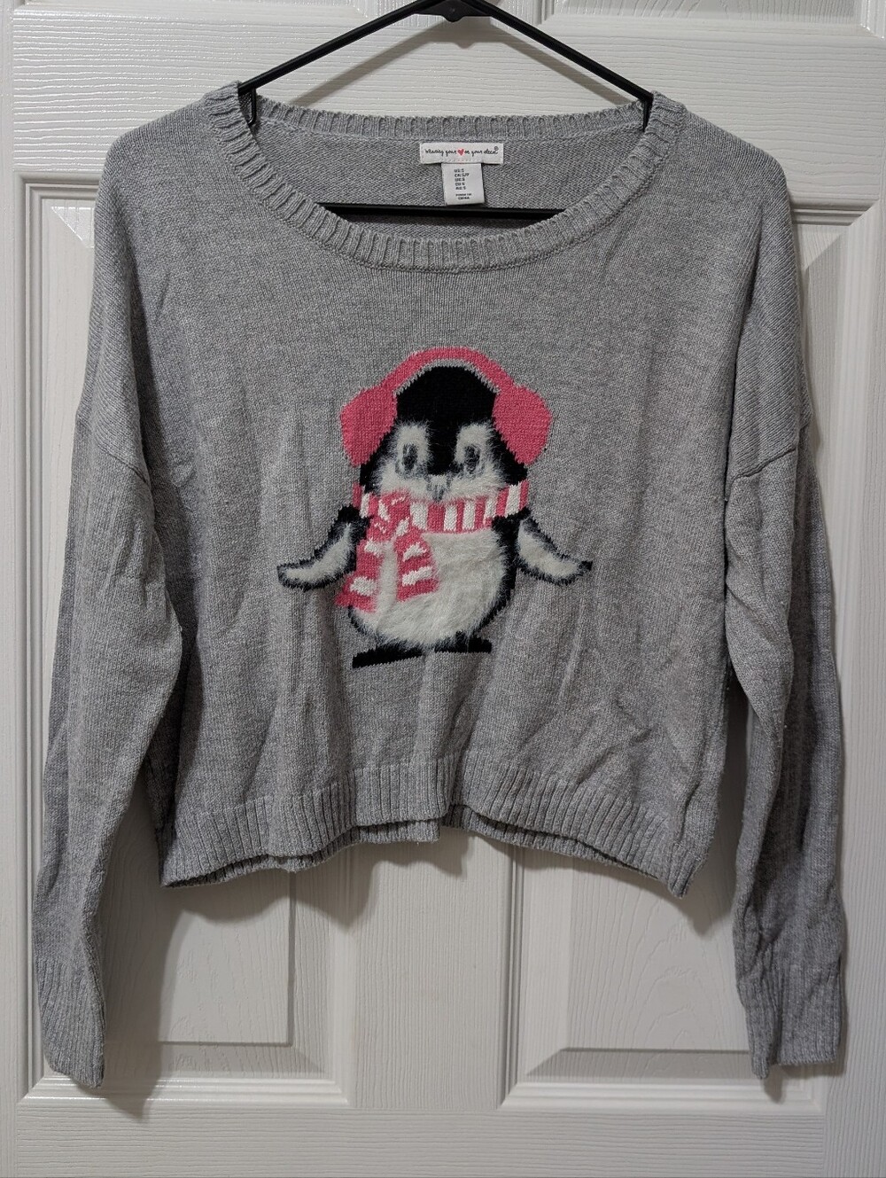 Cozy Grey Penguin Sweater Size small